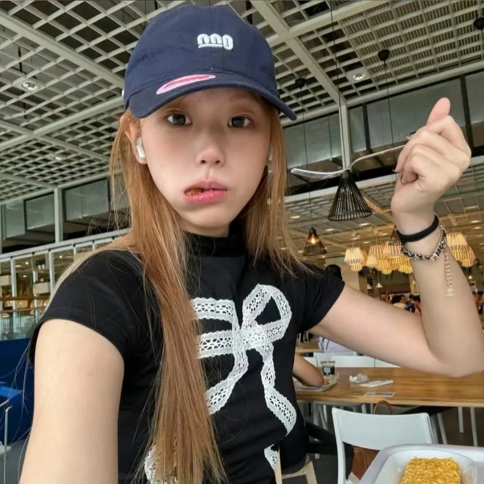 只有悲伤才是美丽的